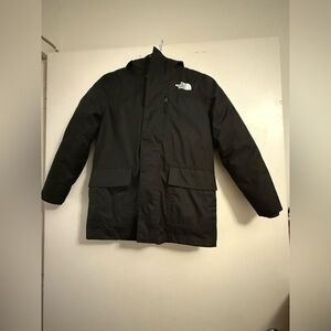 The North Face Boys DRYVENT jacket size M